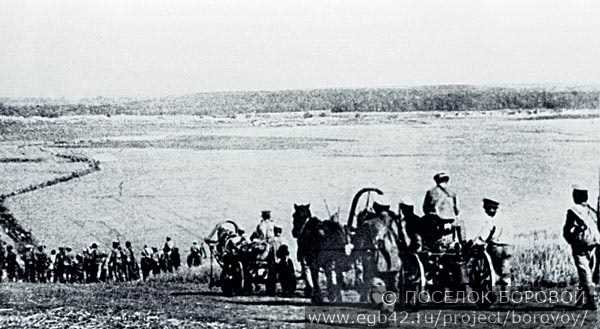 Армия Колчака отступает по дороге между деревнями Степановка и Максимовка. Омская область. 1 августа 1919 года