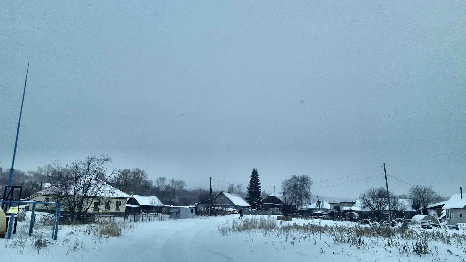 Кривой переулок поселка Боровой Кемерово